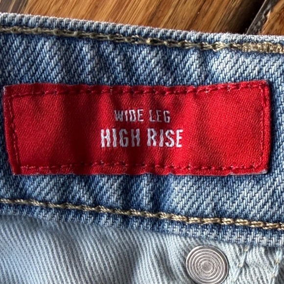 Lucky Brand High Rise Wide Leg Jeans Light Wash Denim Size 12/31 31 Inseam - Picture 4 of 9